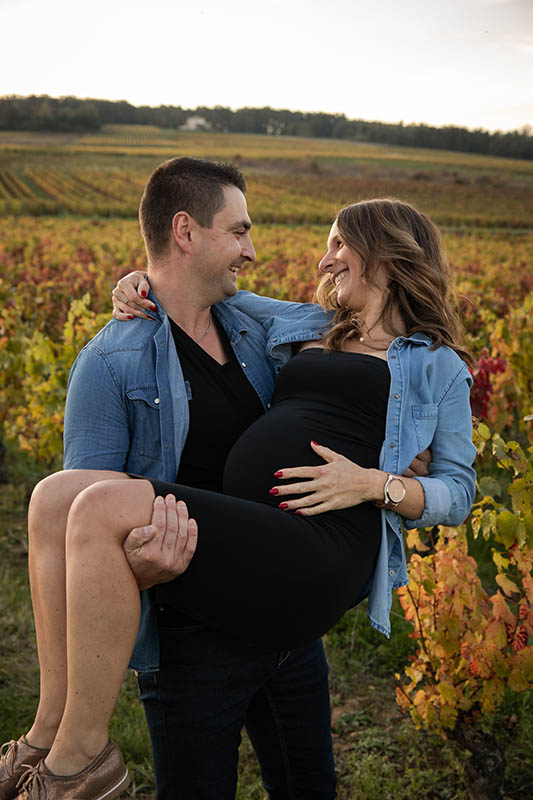 Séance grossesse dans le Beaujolais