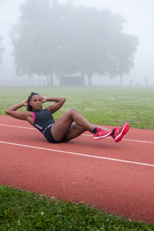 Portrait sportive Justine - Tenue Nike Pro 1