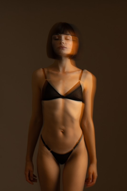 Mannequin lingerie et pose longue