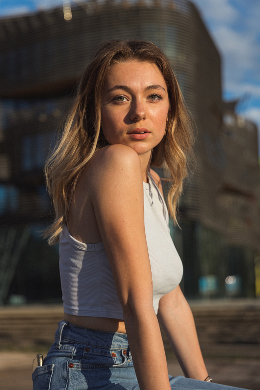 Portrait à la lumière de fin de journée d'été