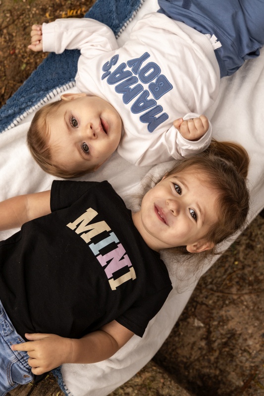 Portrait d'enfants vue du dessus